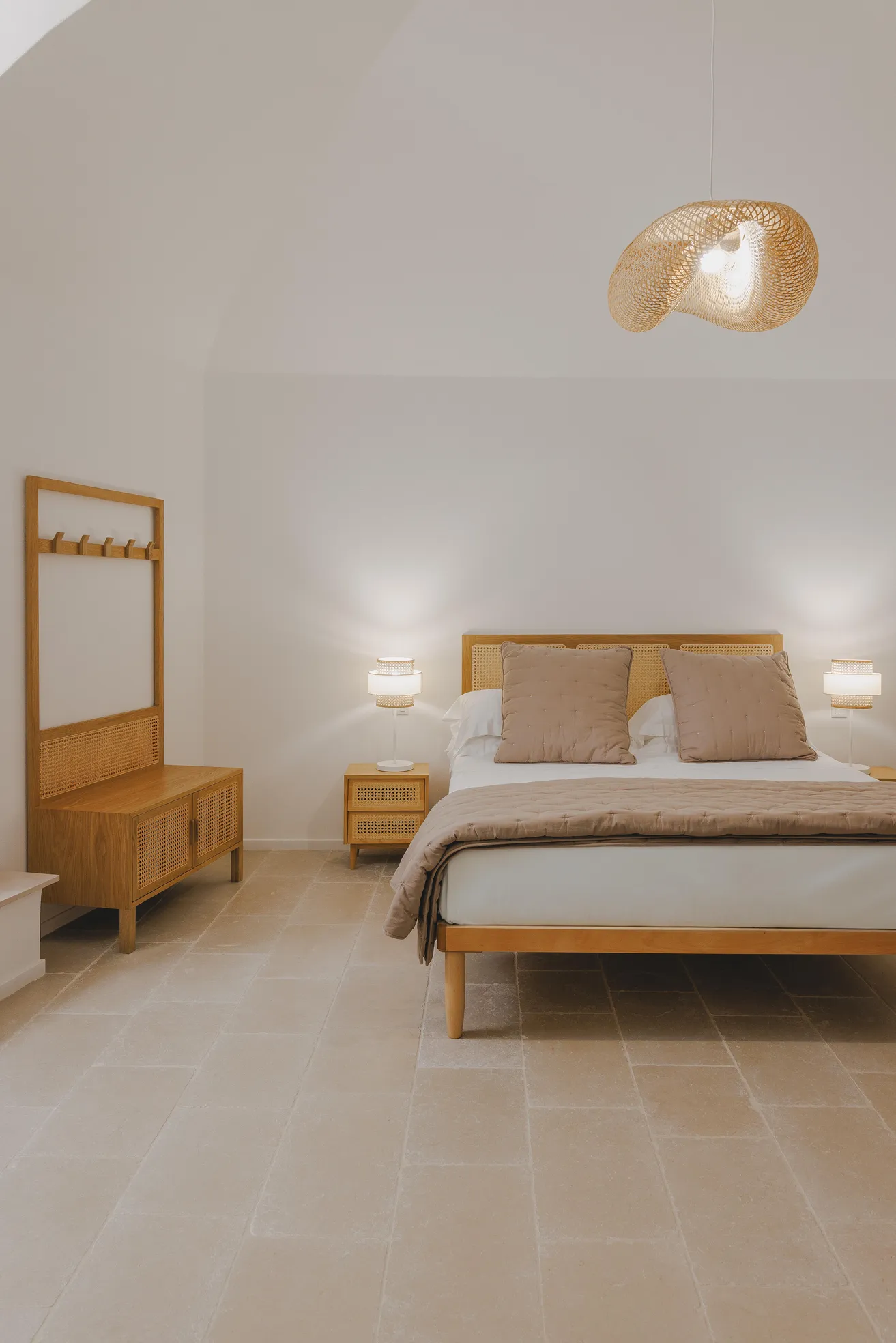 Old Town Alley Apartment